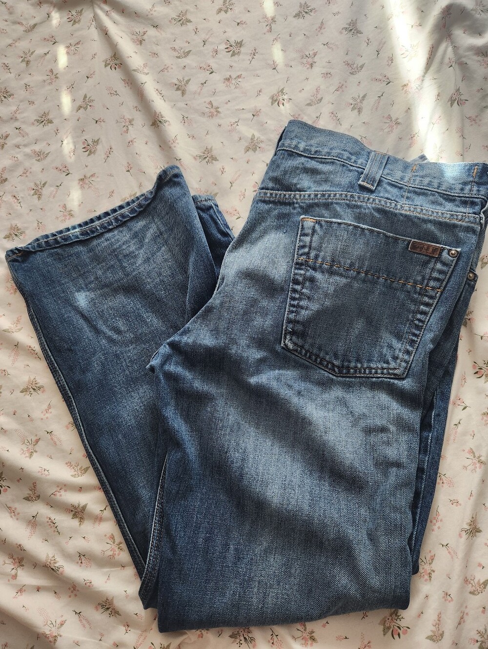 Carhartt Light Blue Denim Jeans with Contrast Stitching 40x30